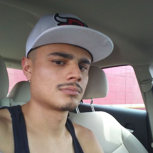 Meet your Posher, Luis - Picture 1 of 1